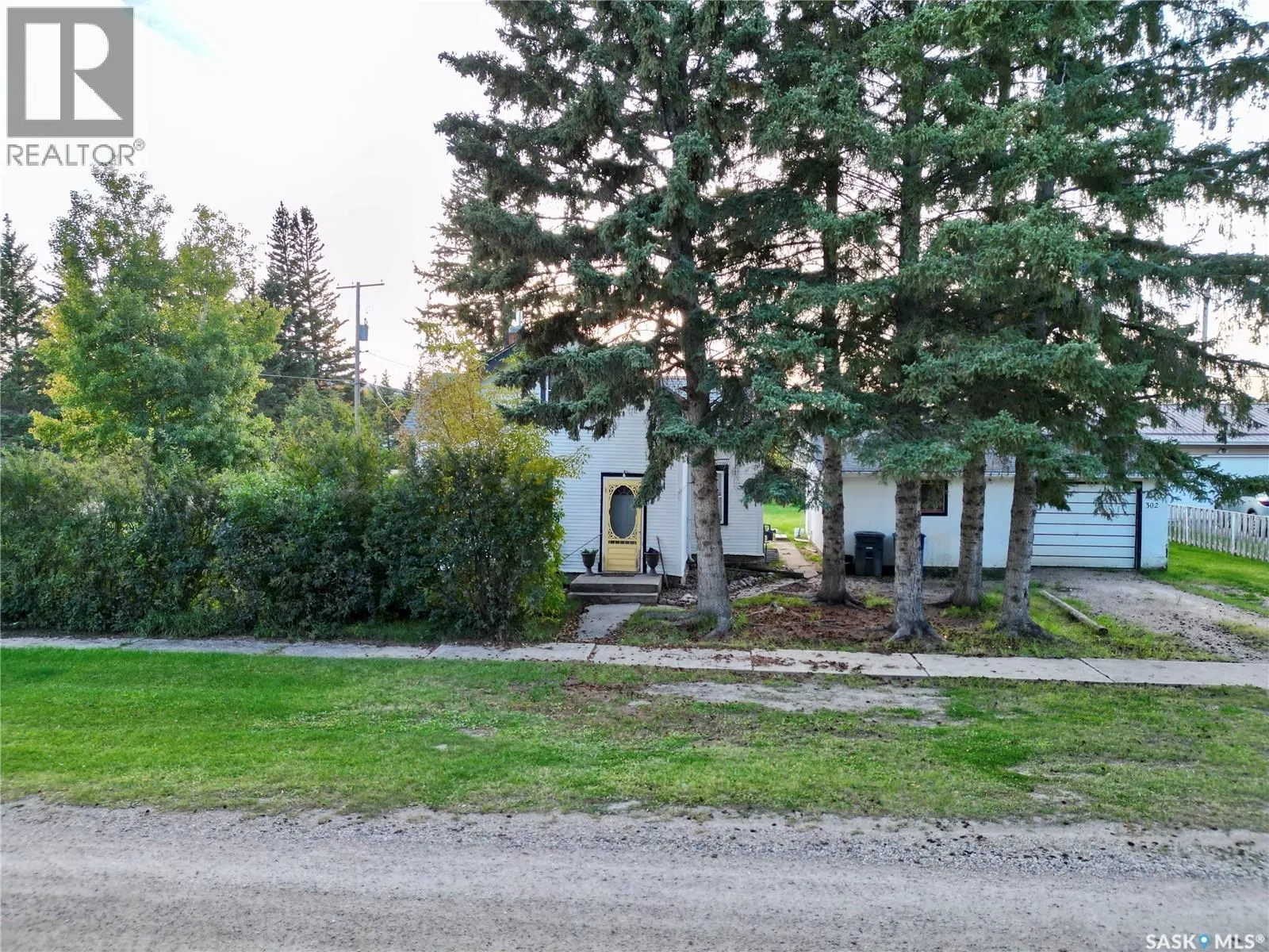 302 3rd STREET