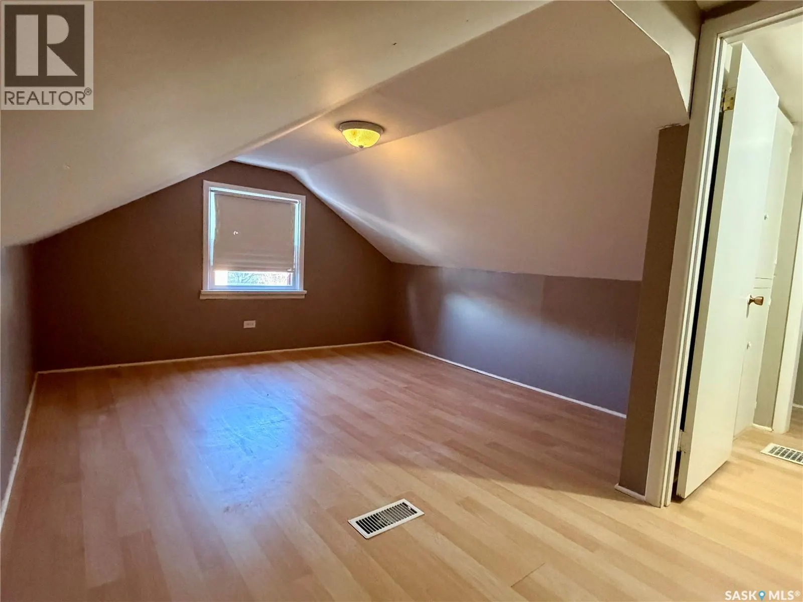 302 3rd STREET