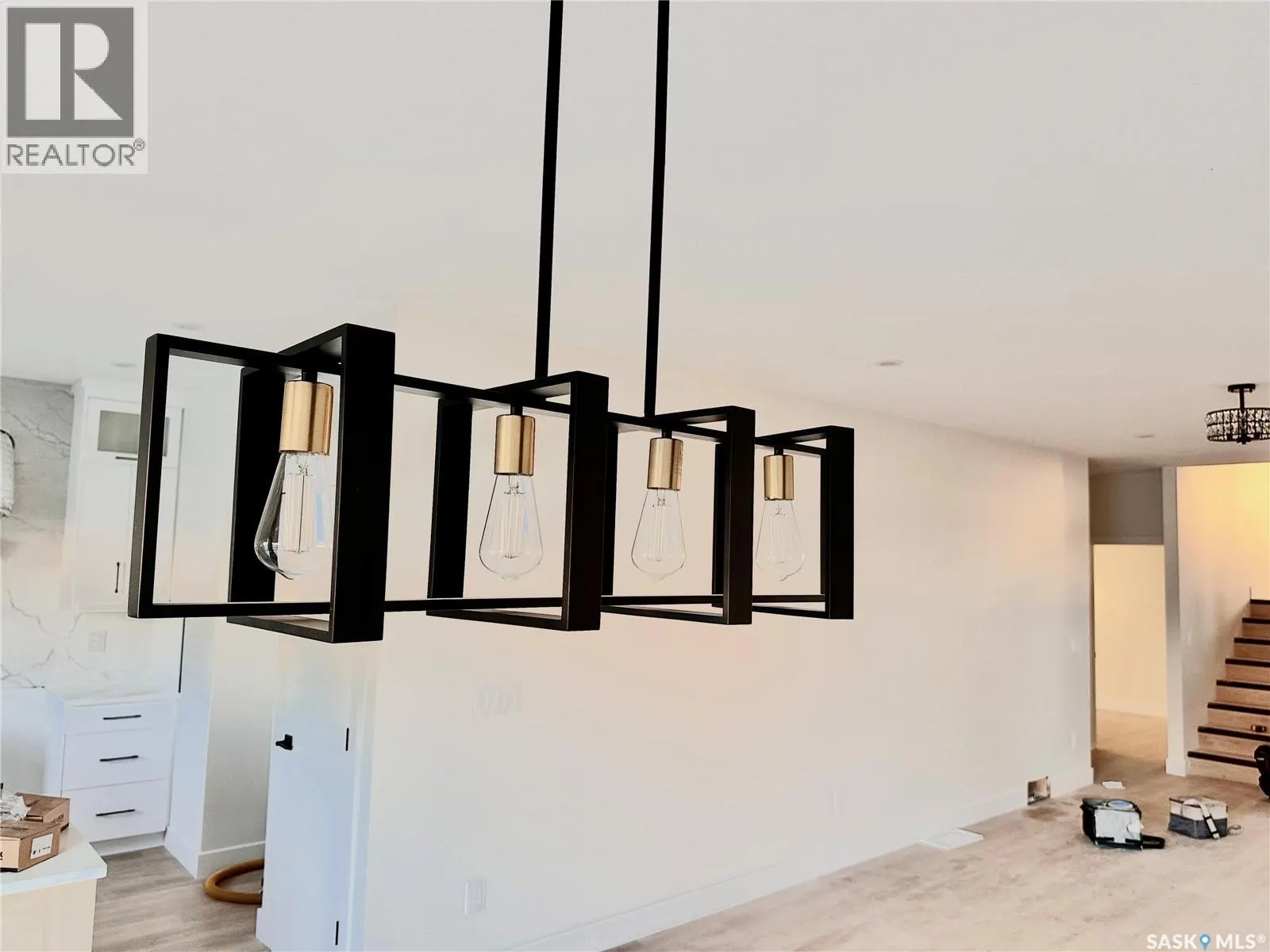 843 Nightingale ROAD