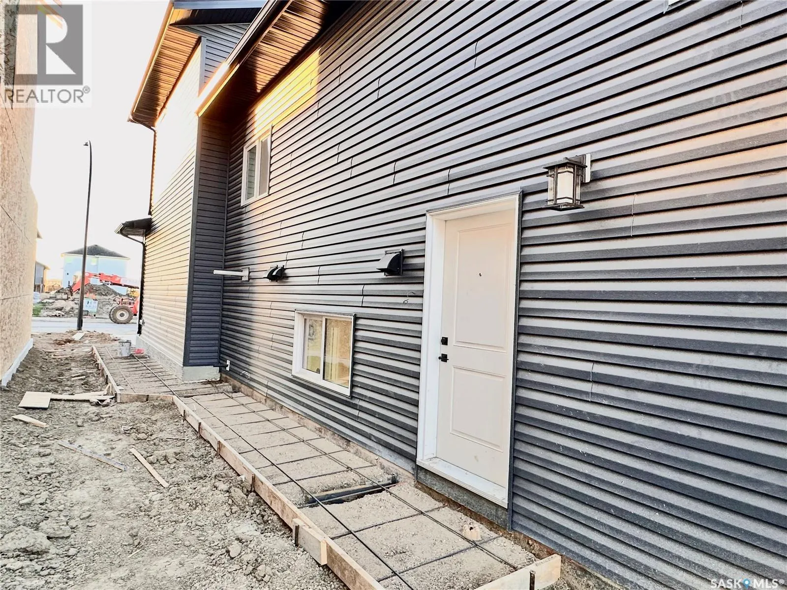 843 Nightingale ROAD