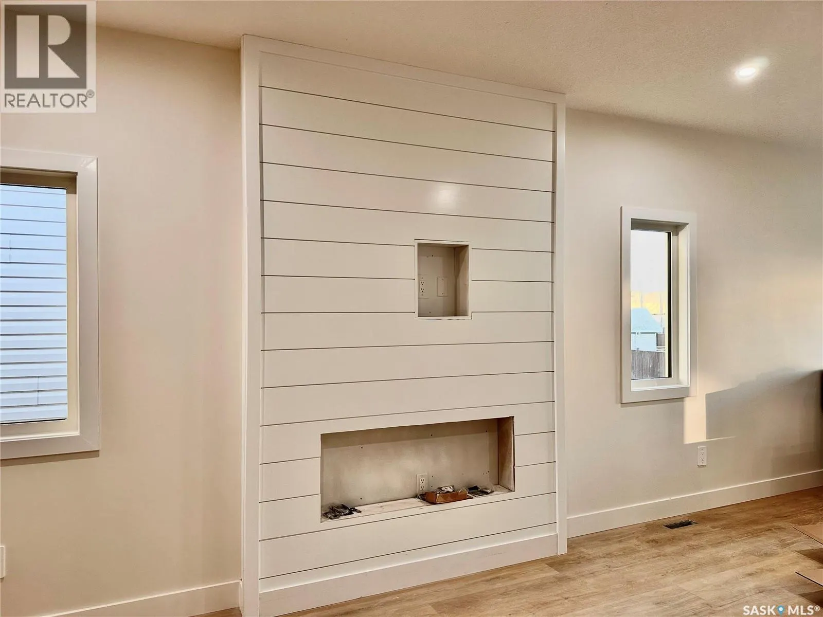 843 Nightingale ROAD