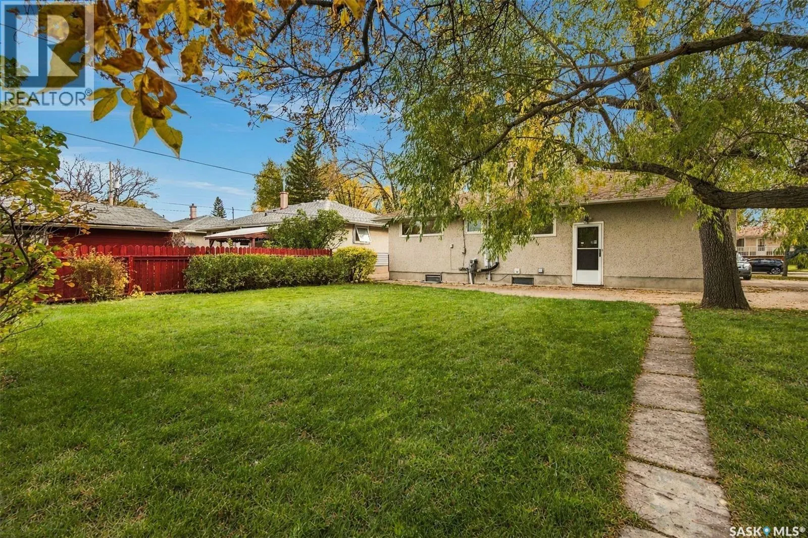 20 YARNTON CRESCENT