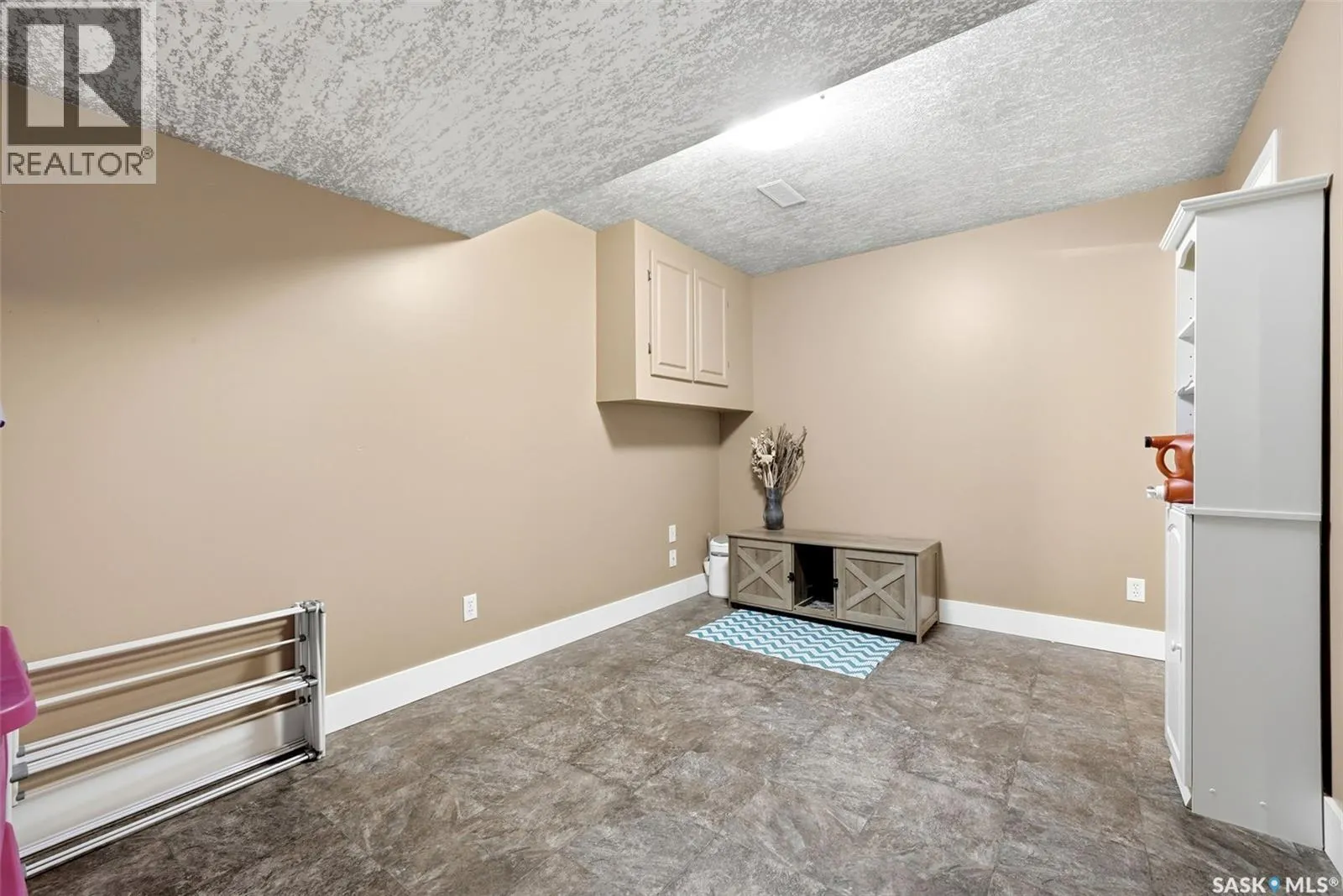 5188 Donnelly CRESCENT