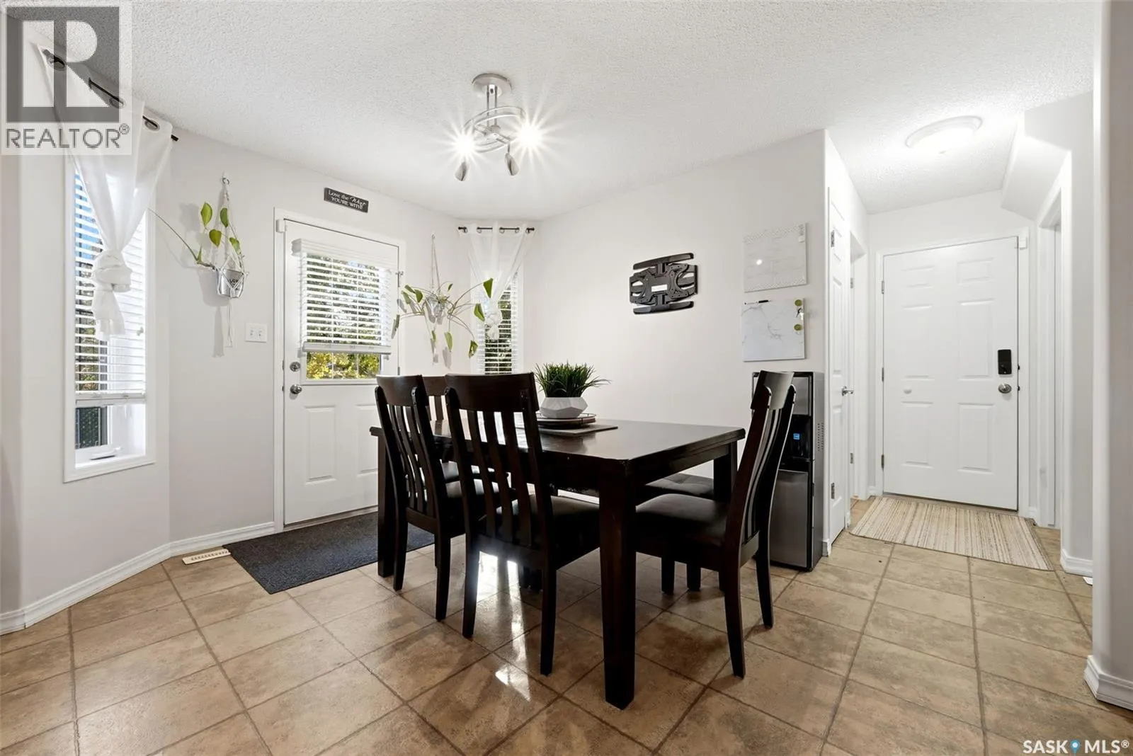 5188 Donnelly CRESCENT