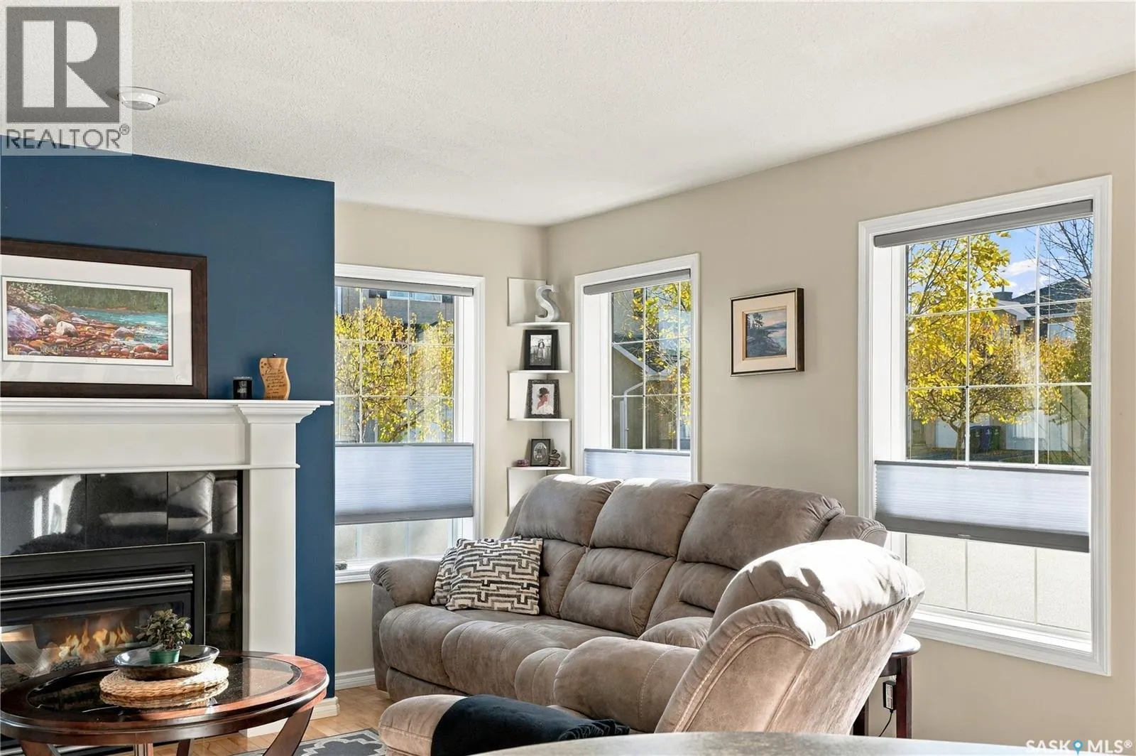 1 127 Banyan CRESCENT