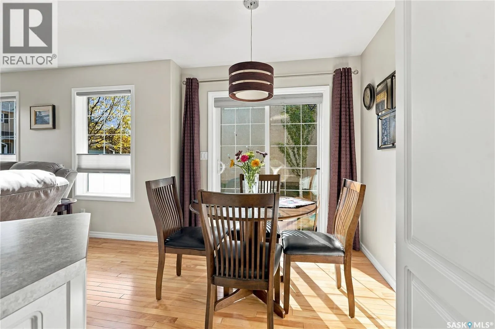 1 127 Banyan CRESCENT