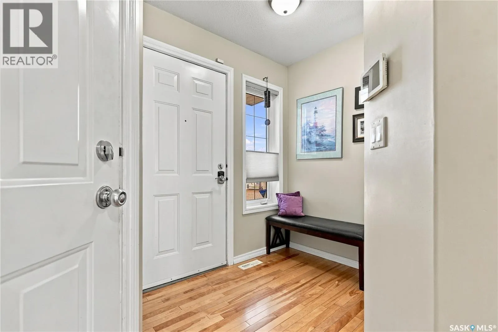 1 127 Banyan CRESCENT