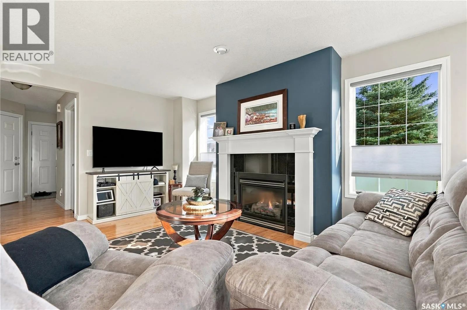 1 127 Banyan CRESCENT