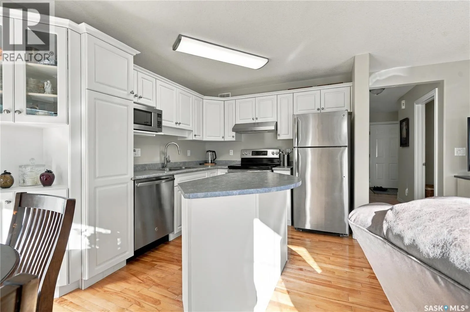 1 127 Banyan CRESCENT