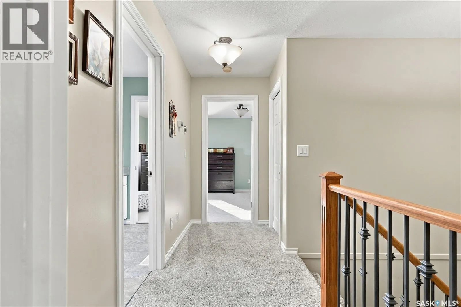 1 127 Banyan CRESCENT