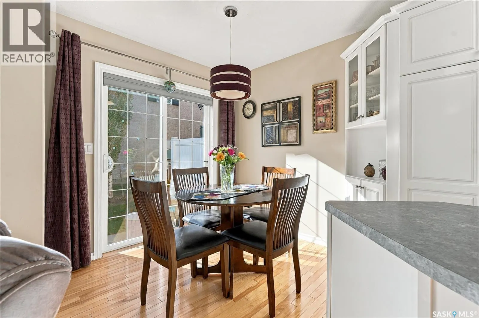 1 127 Banyan CRESCENT
