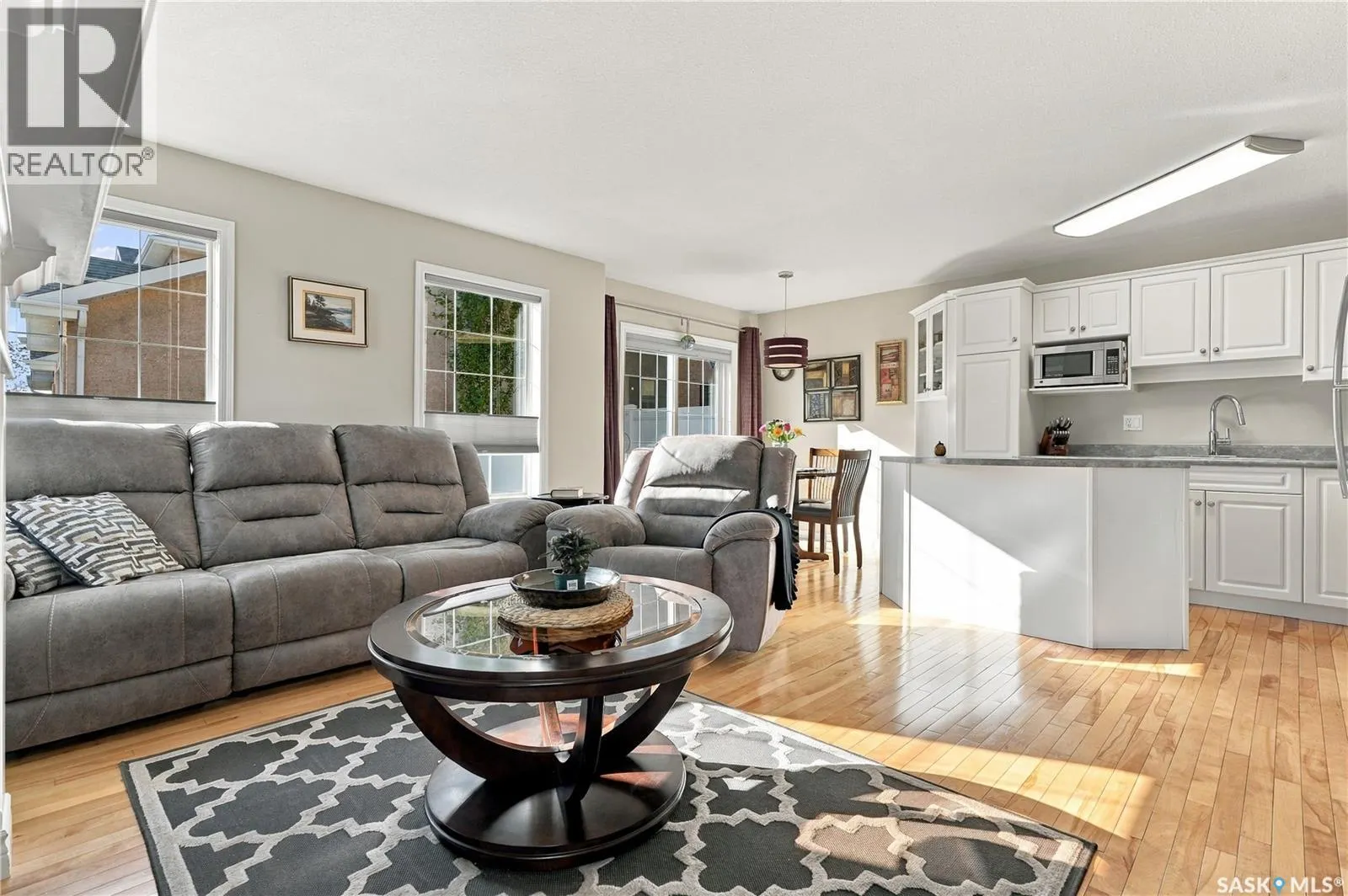 1 127 Banyan CRESCENT