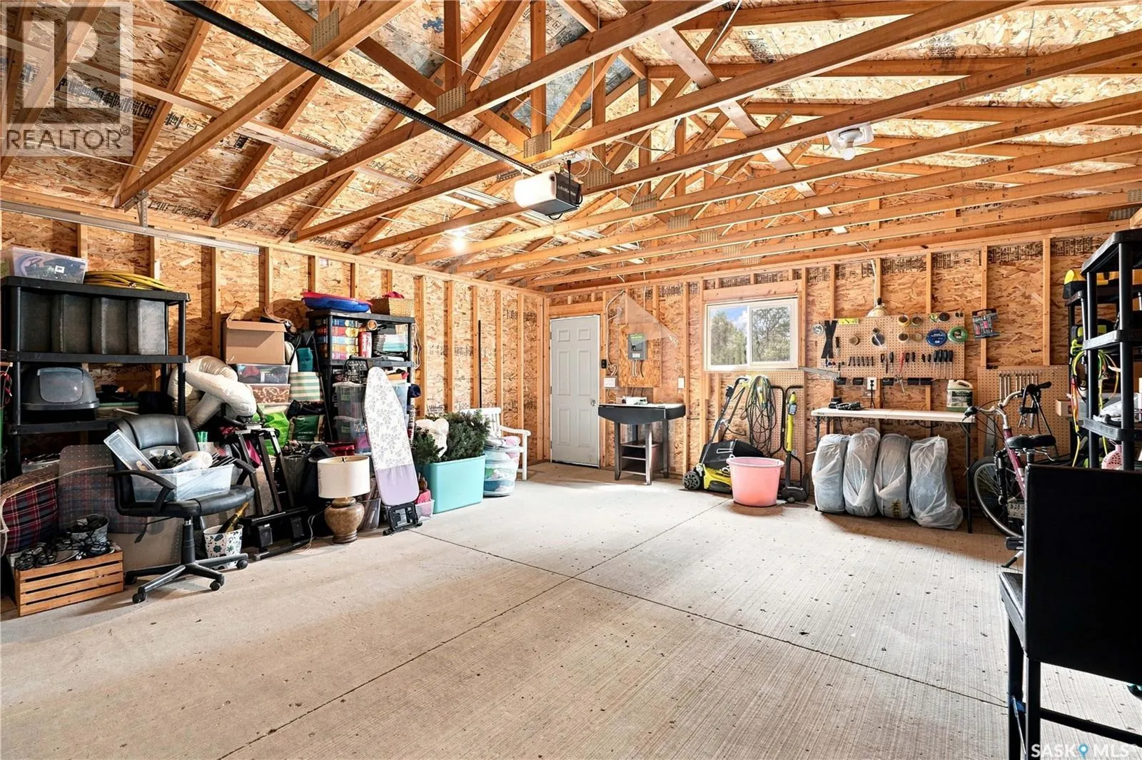 255 Newton LINK