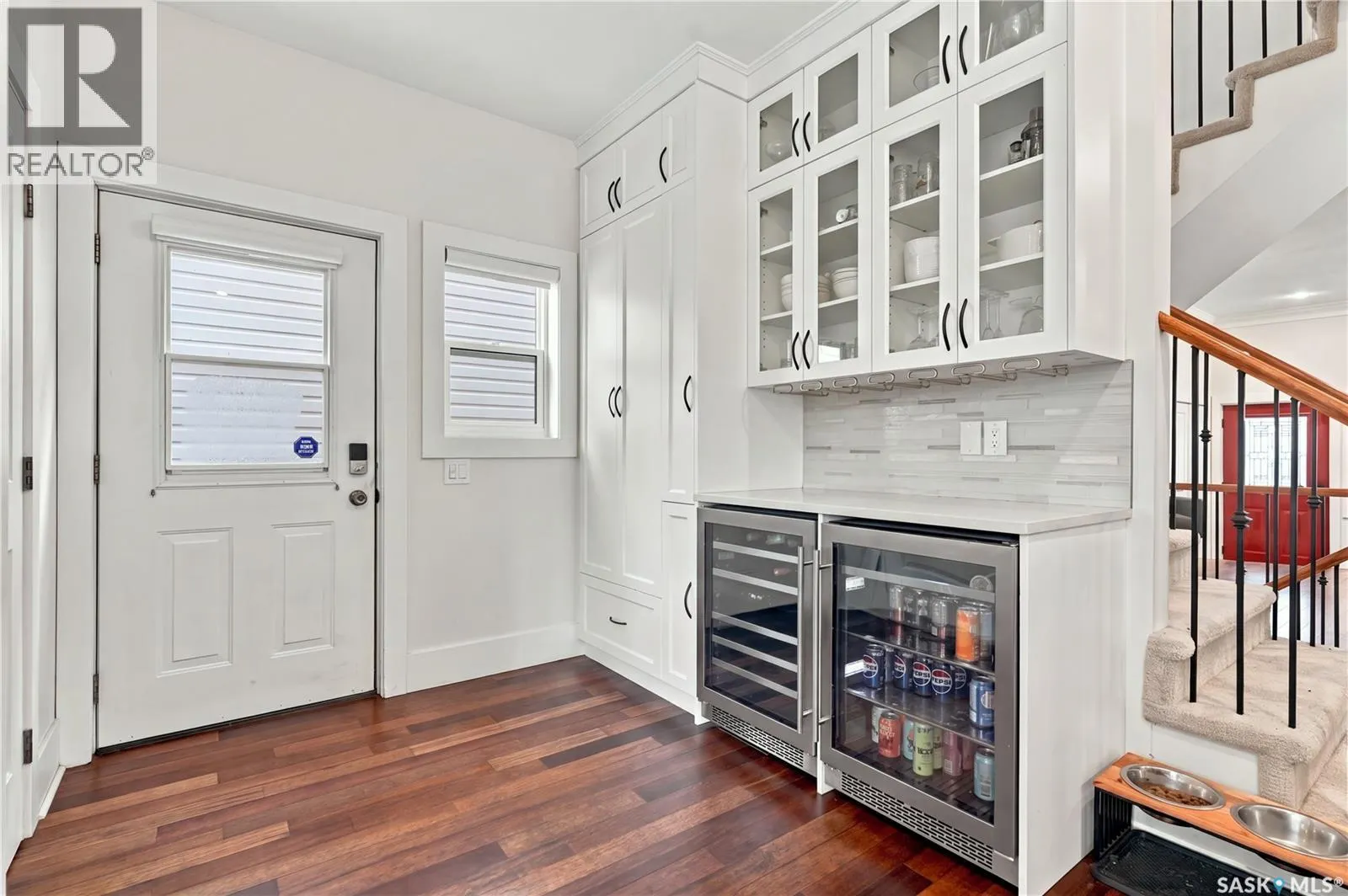 1107 9th STREET E