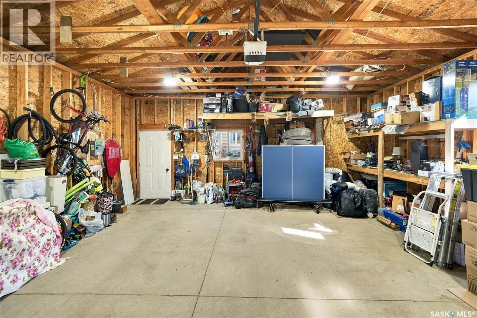 215 Coad MANOR