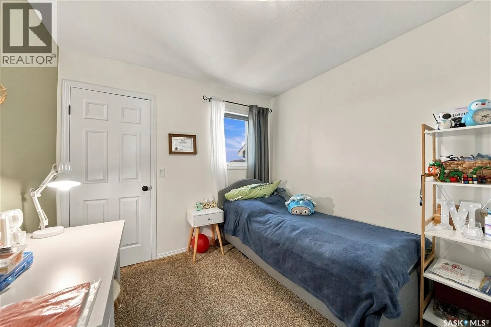 215 Coad MANOR