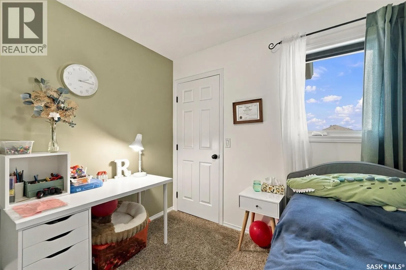 215 Coad MANOR