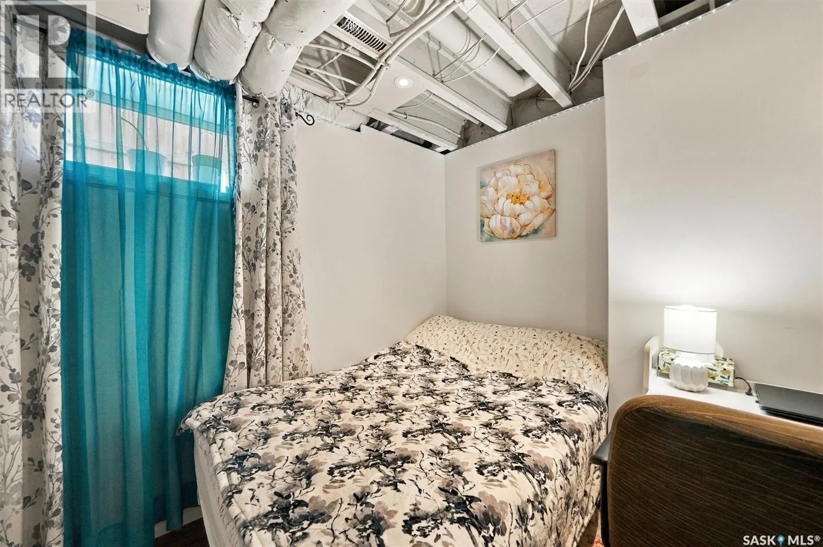 215 Coad MANOR