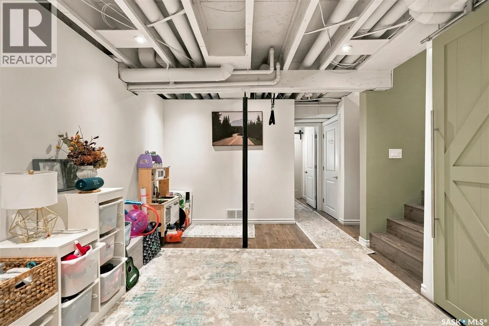 215 Coad MANOR
