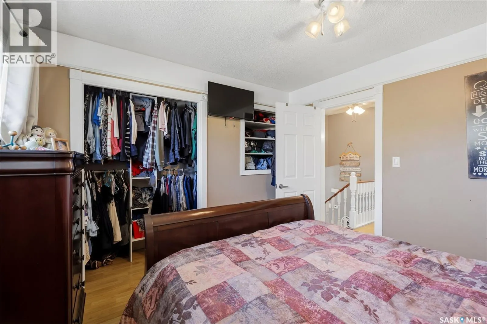 25 Short STREET