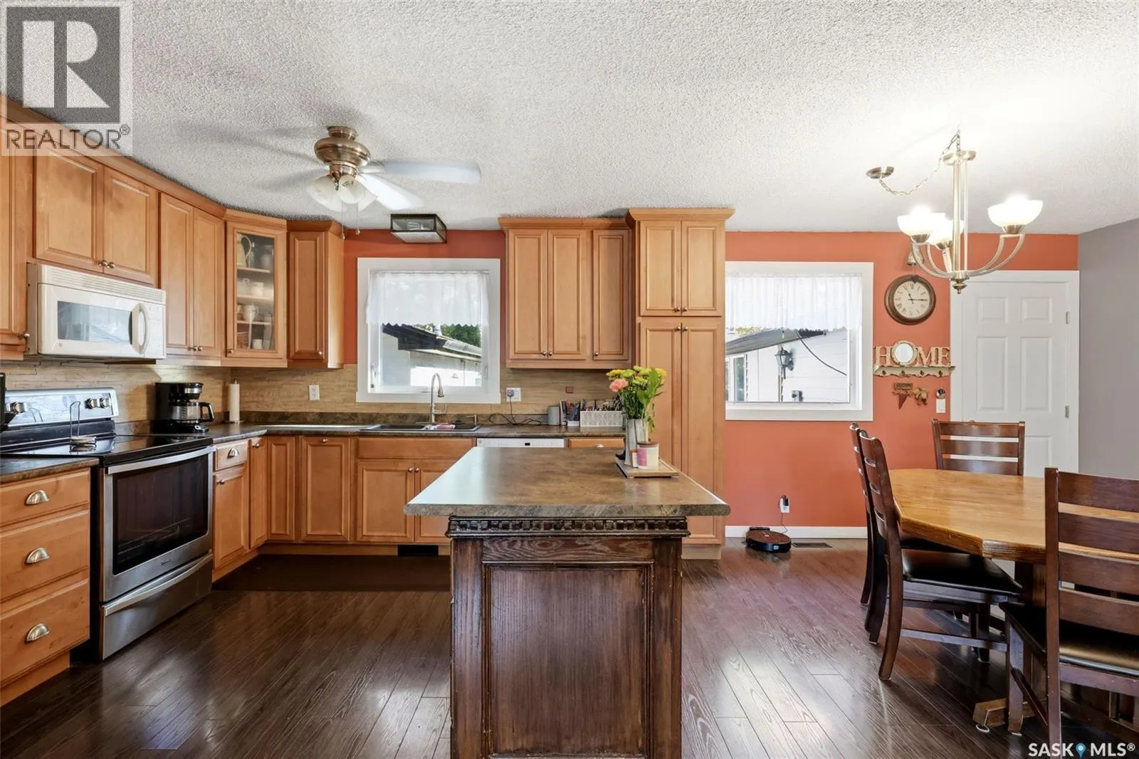 25 Short STREET