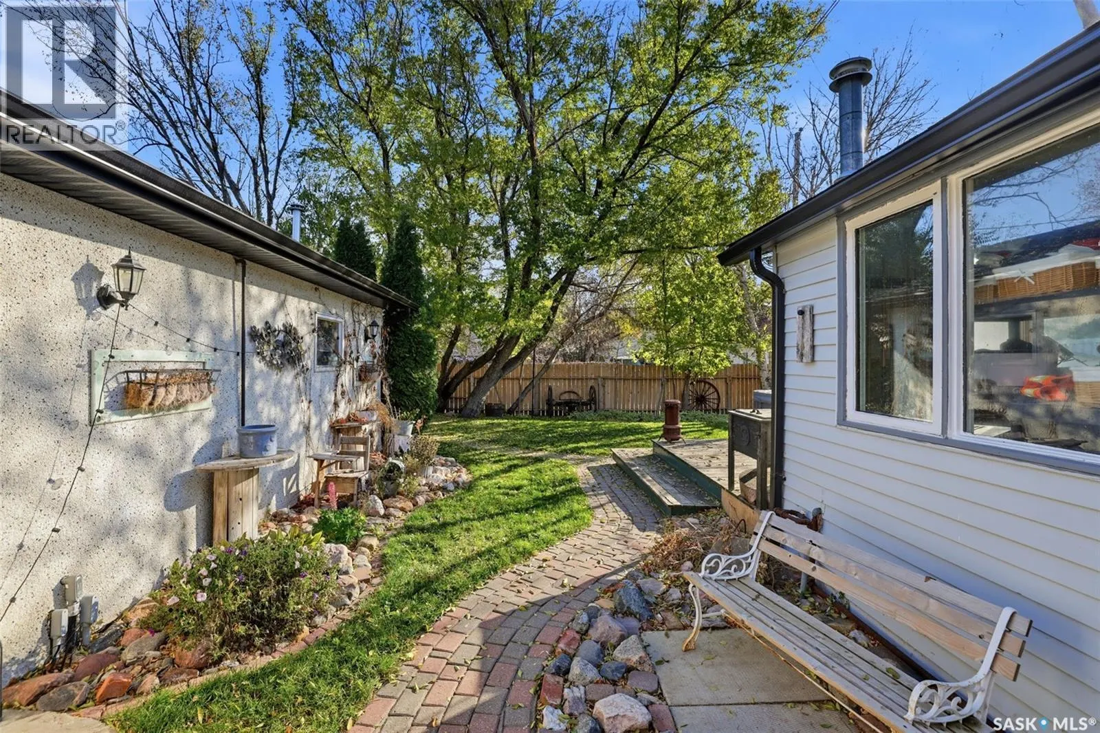 25 Short STREET
