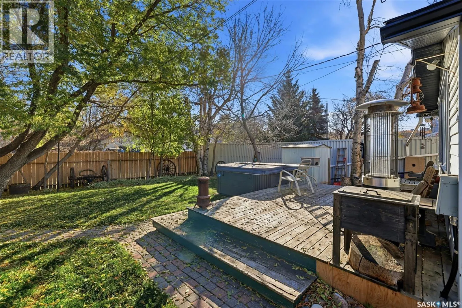 25 Short STREET