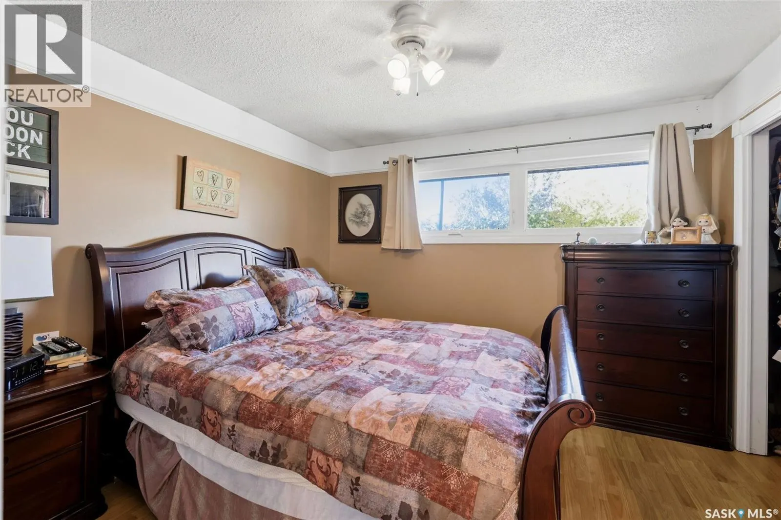 25 Short STREET