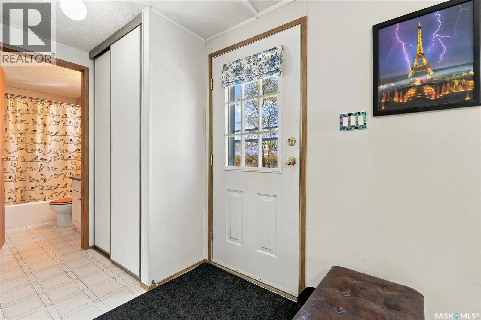 708 Main STREET S
