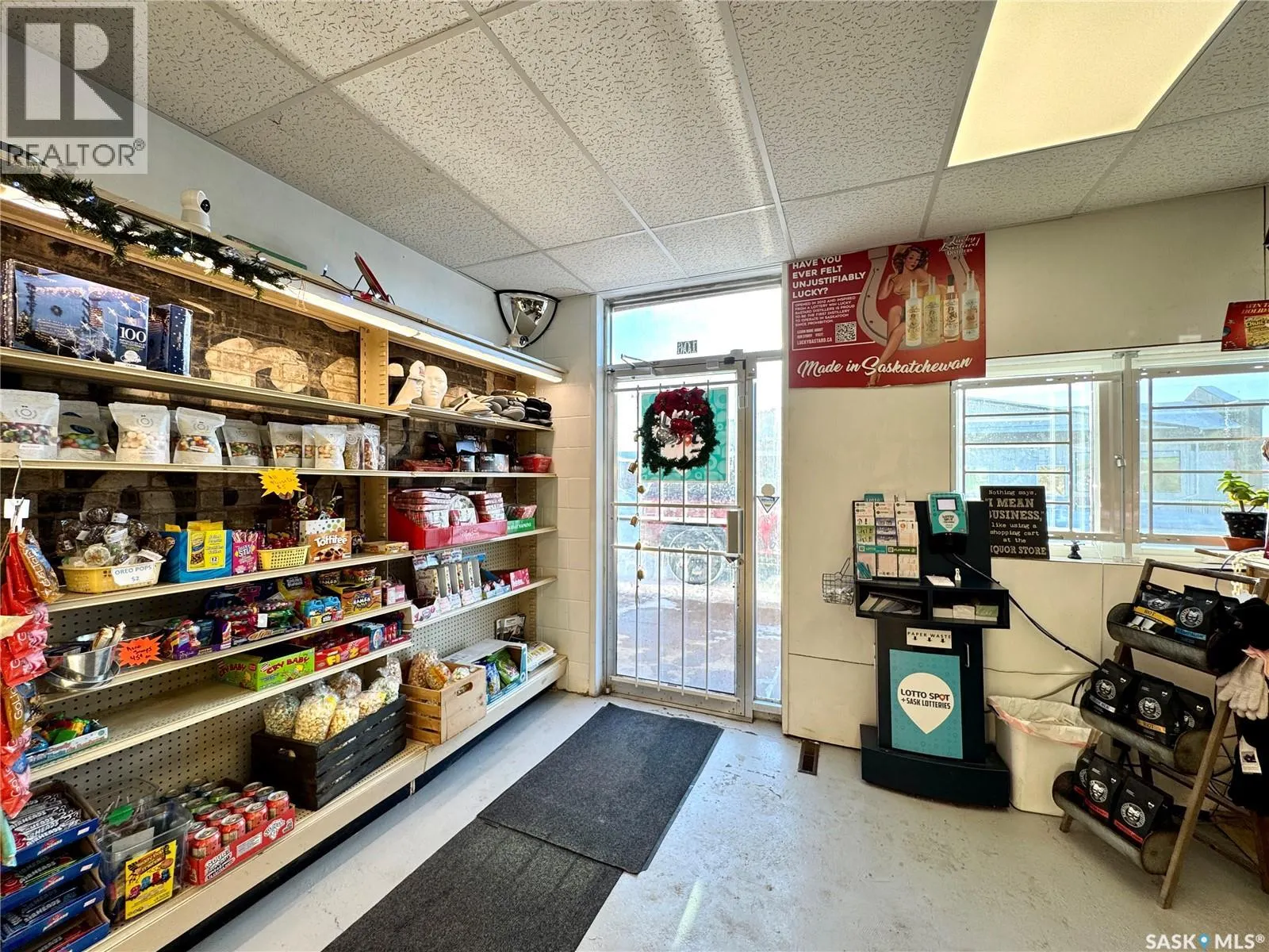 106 Vincent AVENUE W