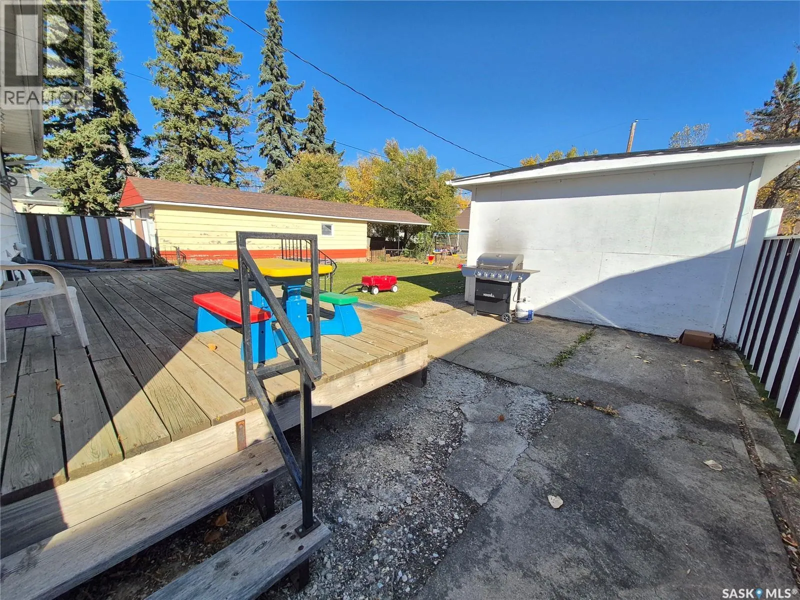 505 Bertrand AVENUE