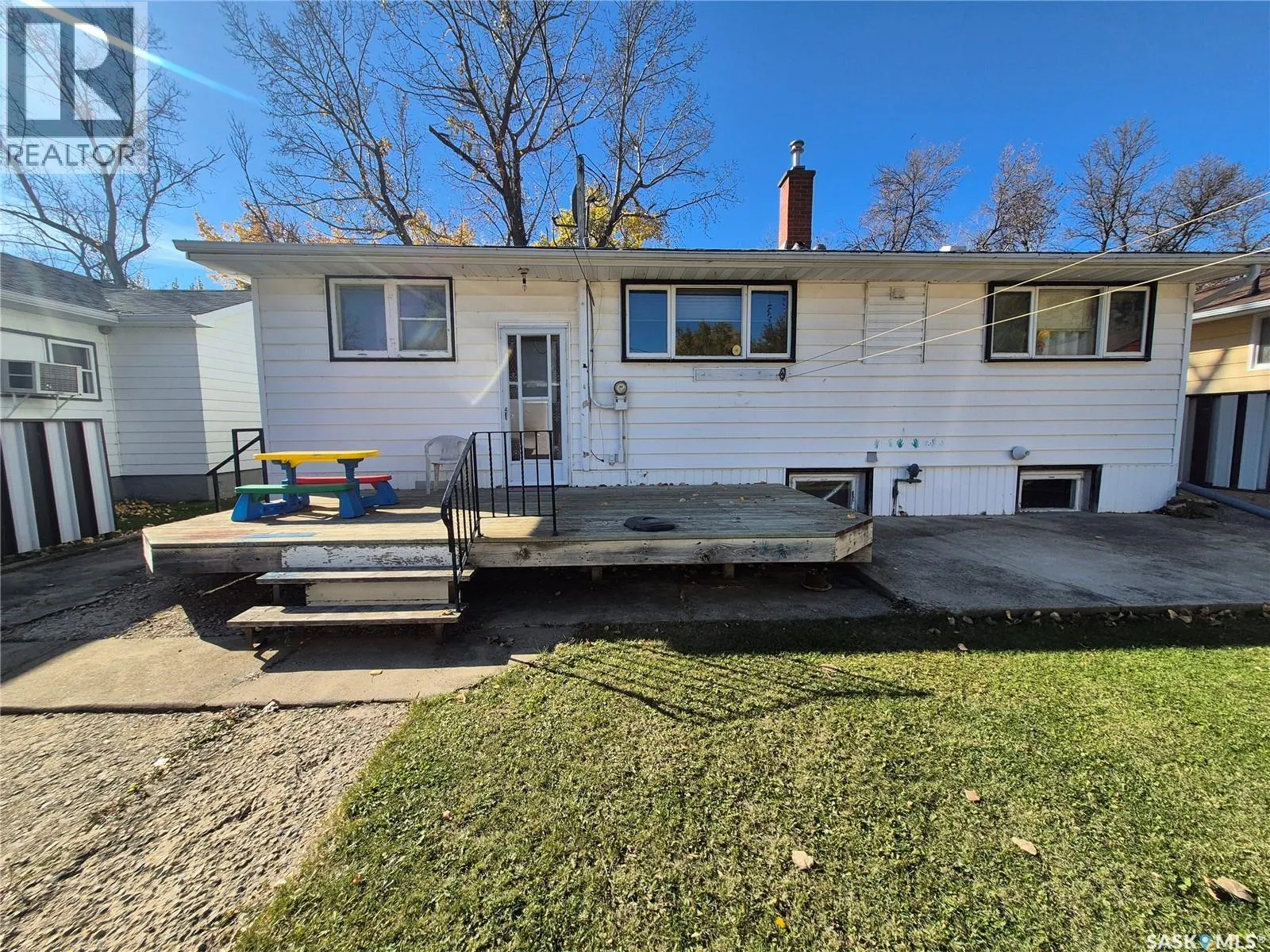 505 Bertrand AVENUE