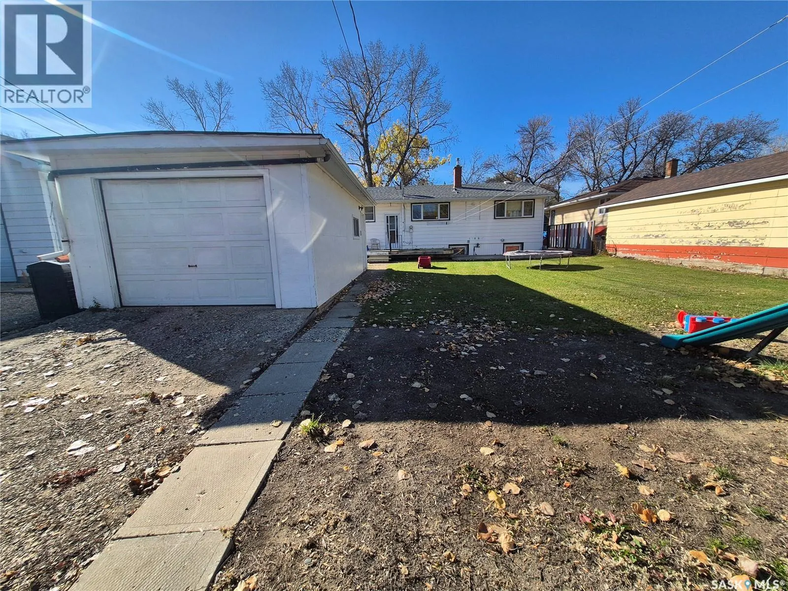 505 Bertrand AVENUE