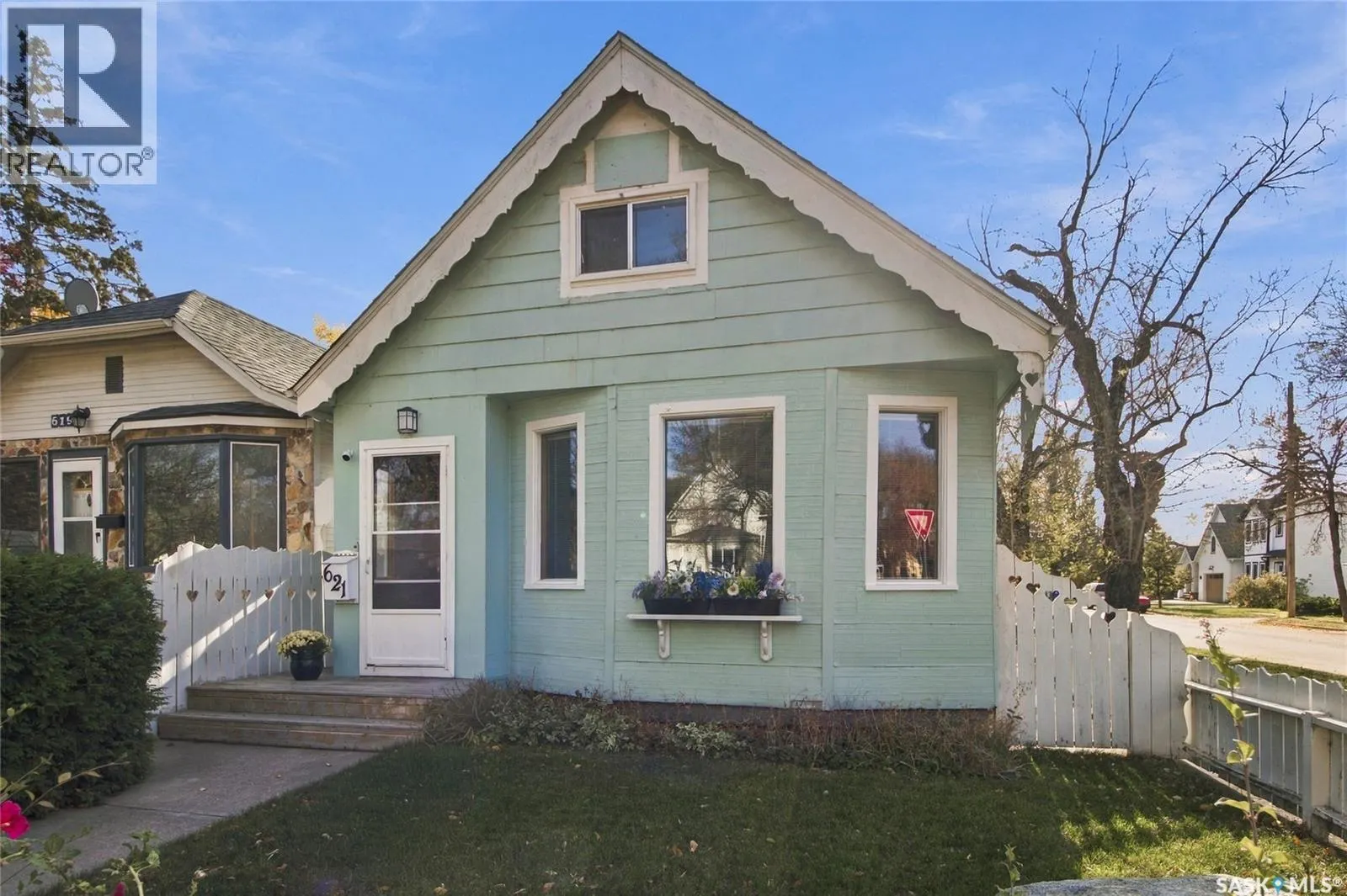 621 31st STREET W