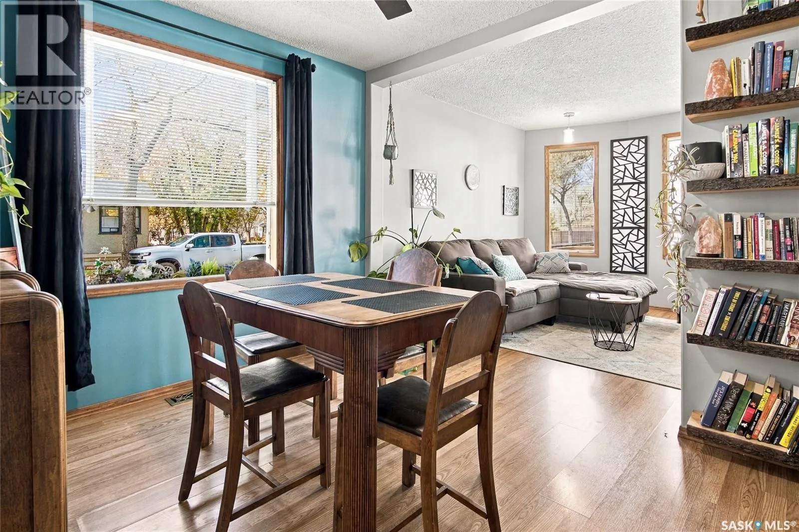 621 31st STREET W