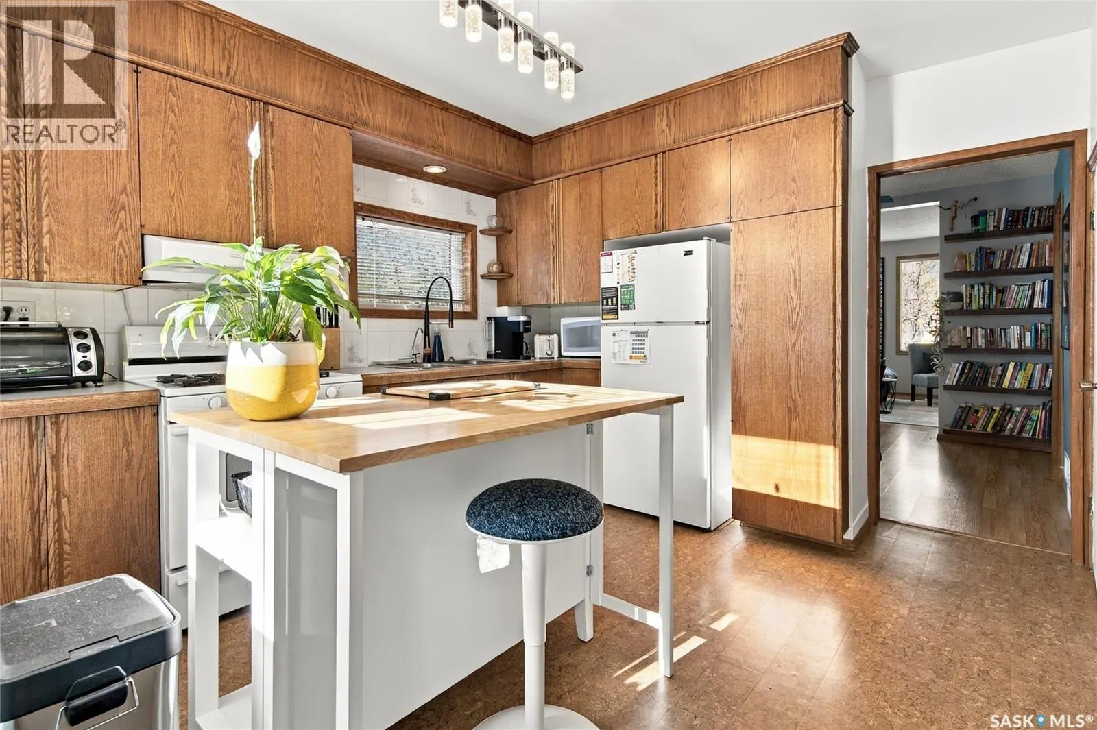 621 31st STREET W