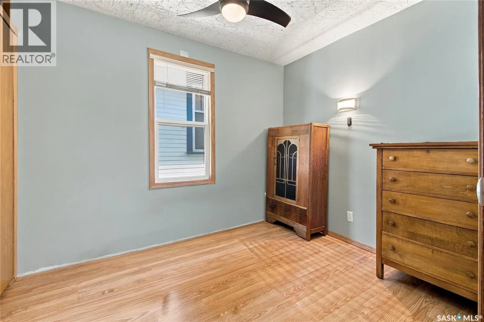 621 31st STREET W