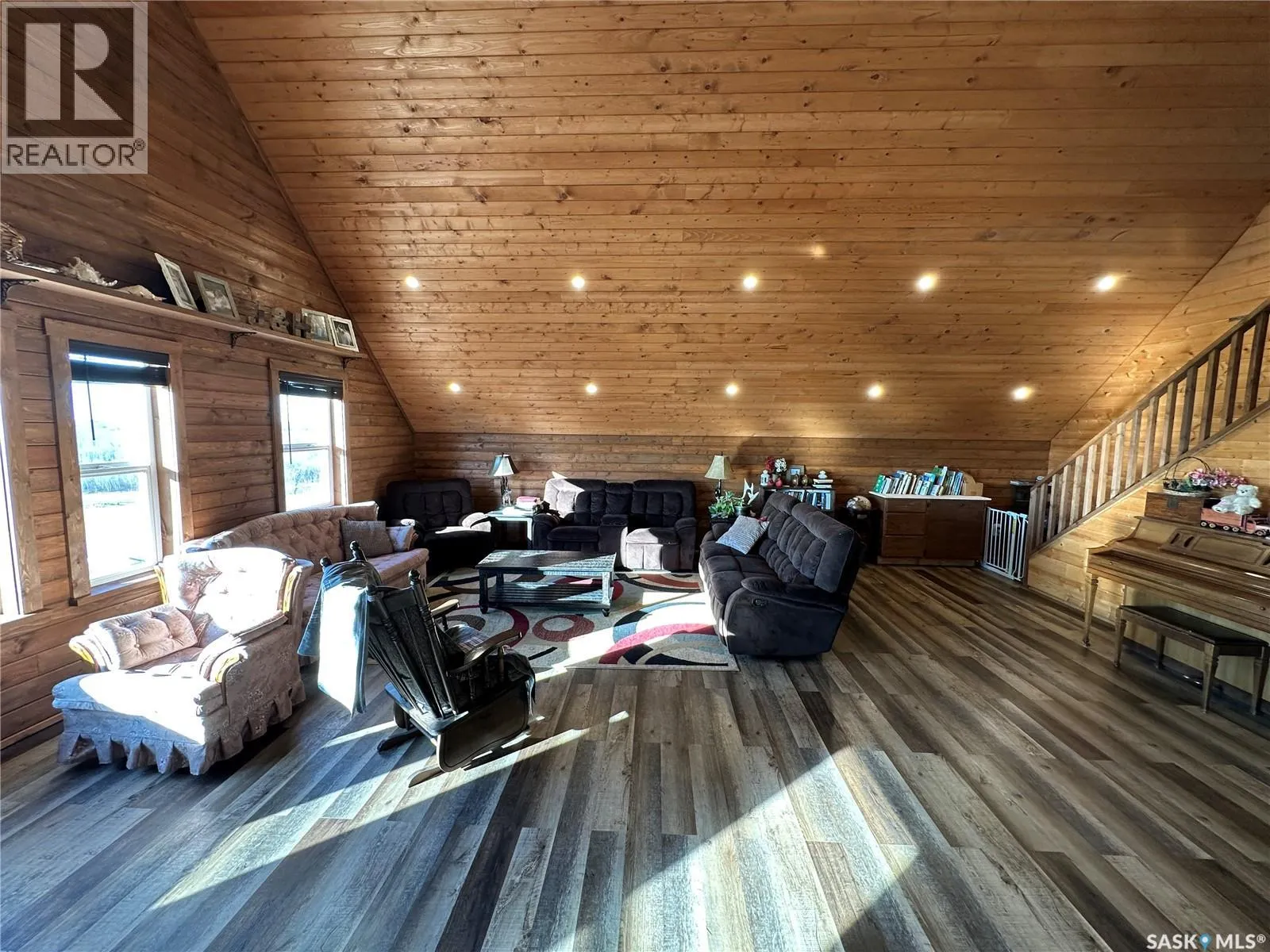 Gabriel Bridge Riverfront Retreat