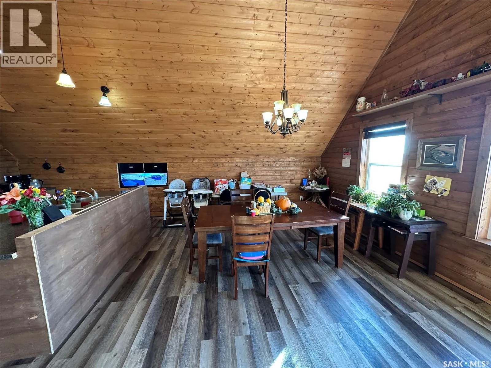 Gabriel Bridge Riverfront Retreat