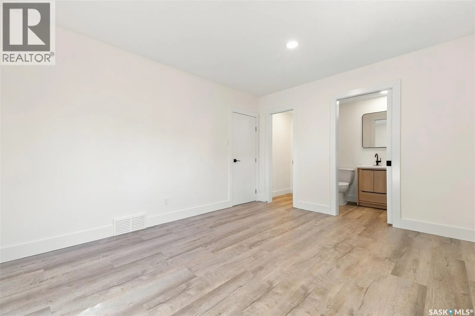 28 101 Neis Access ROAD