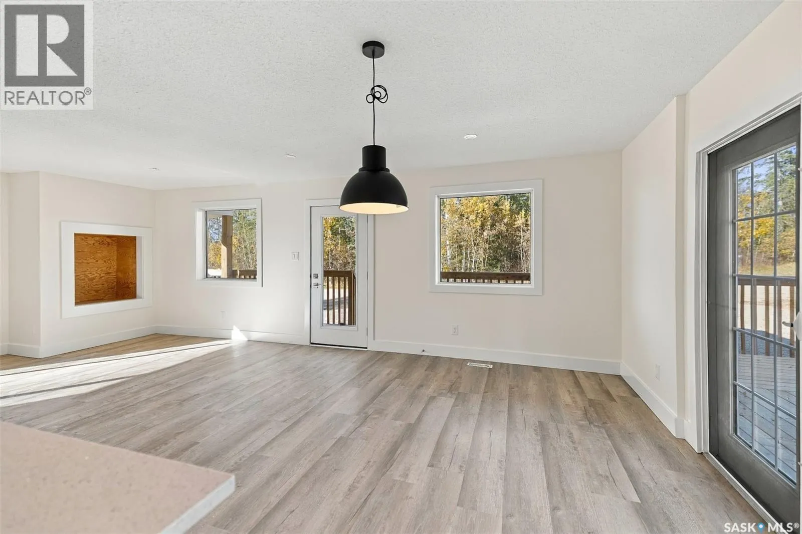 28 101 Neis Access ROAD