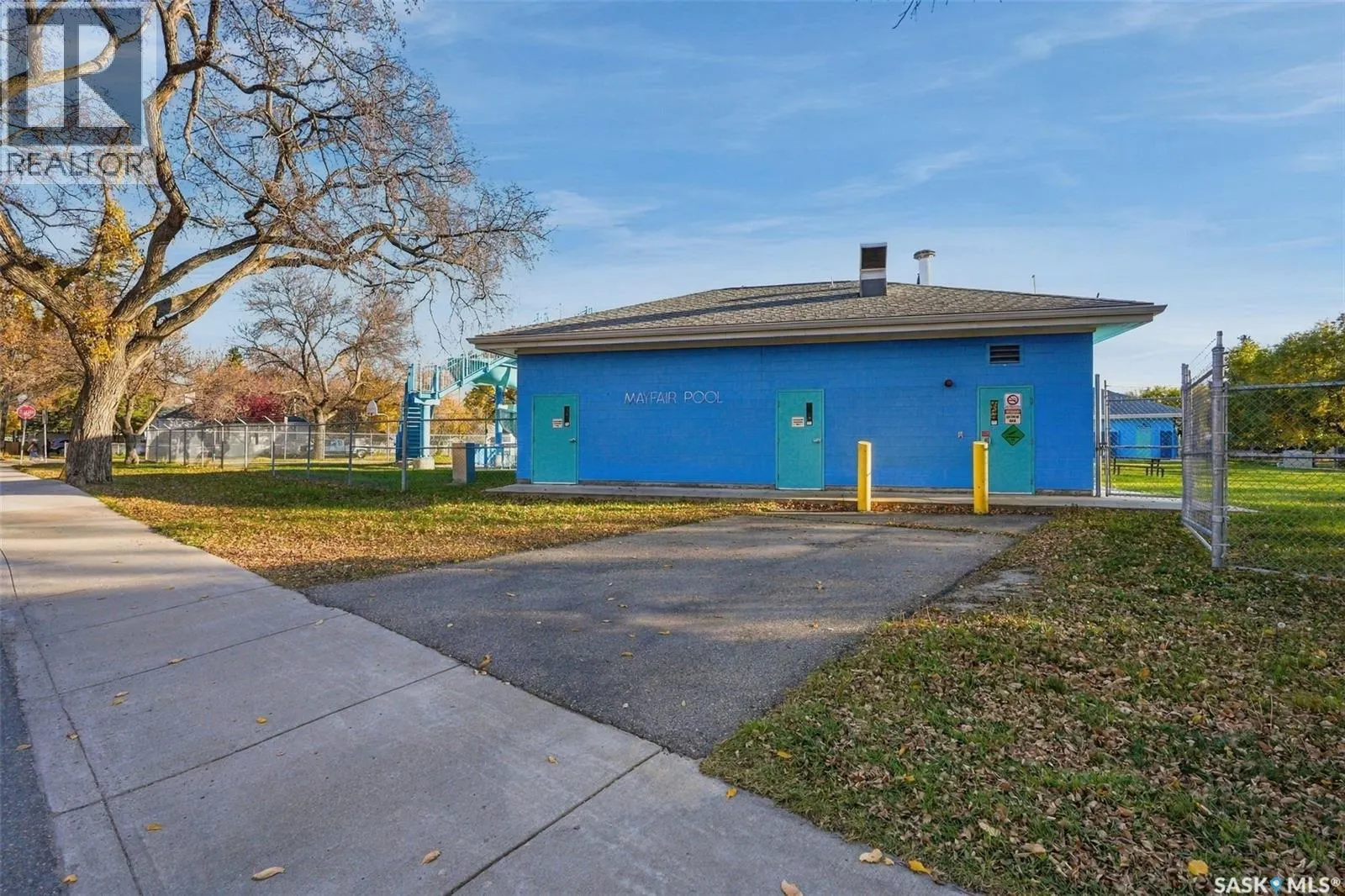 622 32nd STREET W
