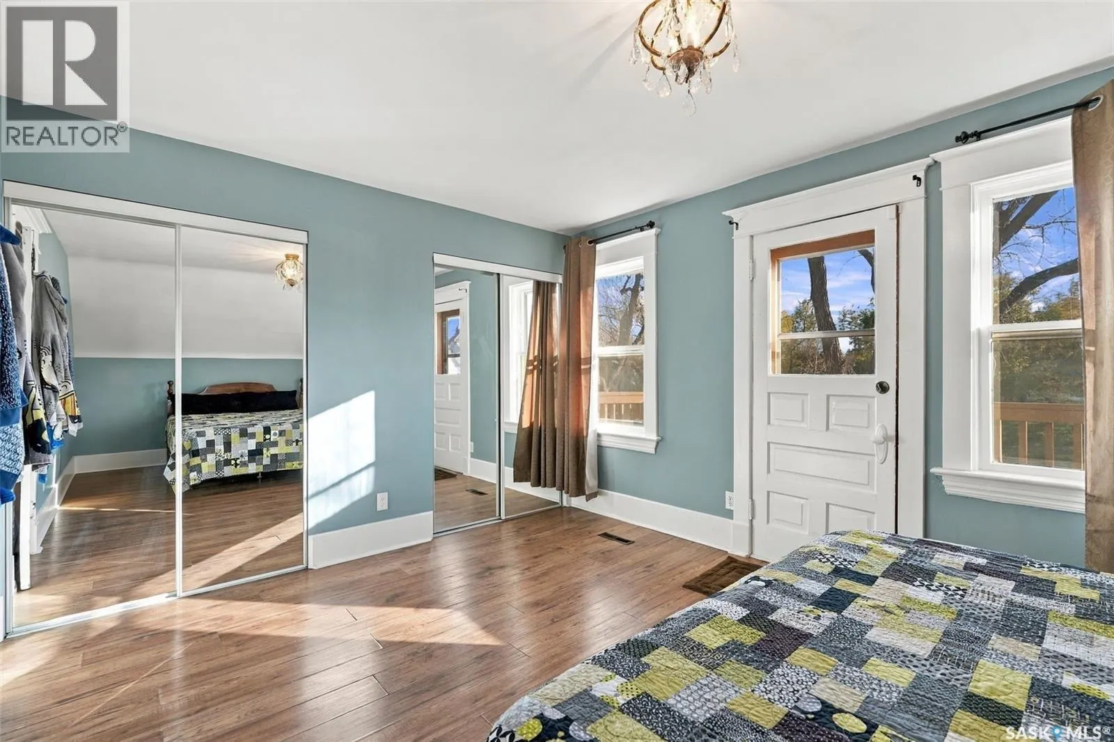 622 32nd STREET W