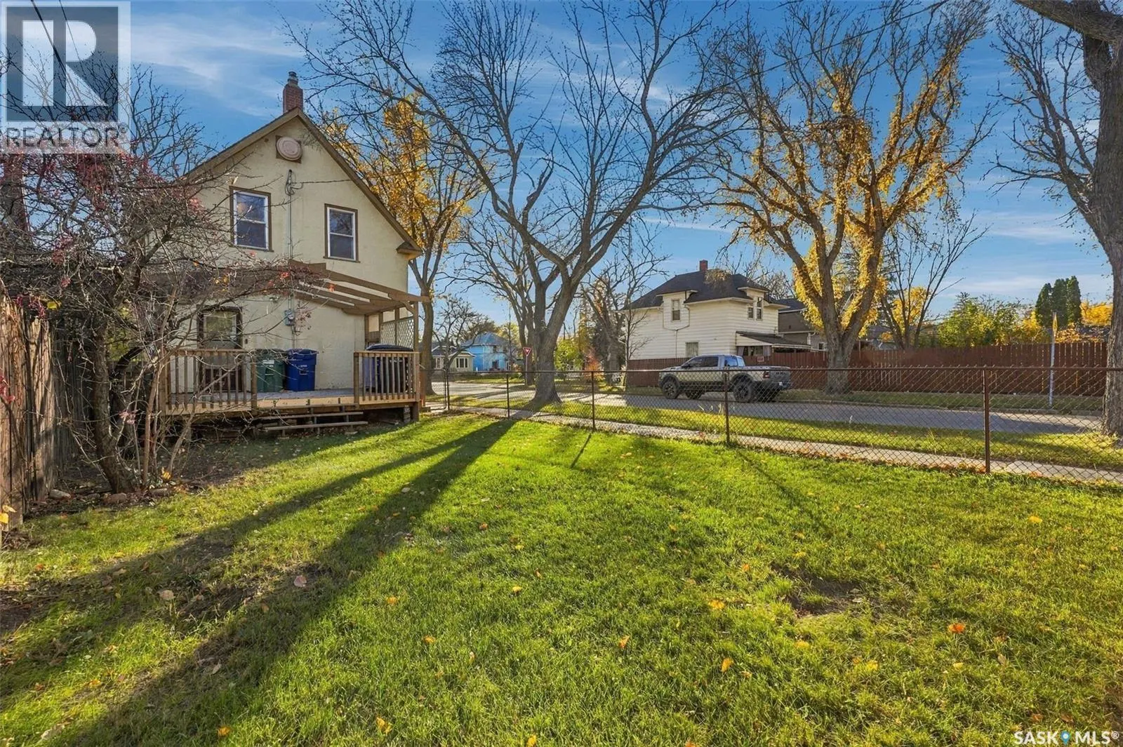 622 32nd STREET W