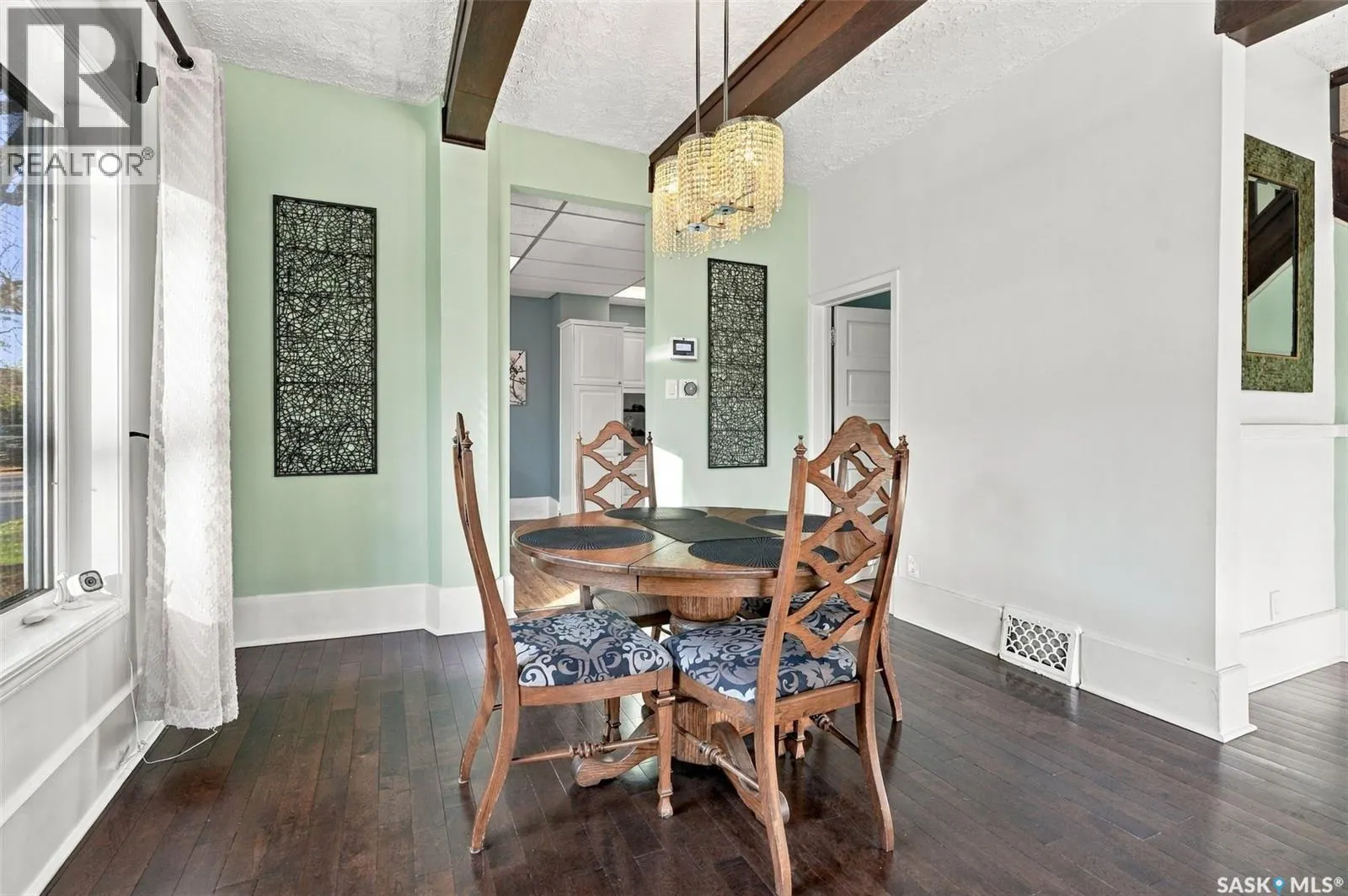 622 32nd STREET W