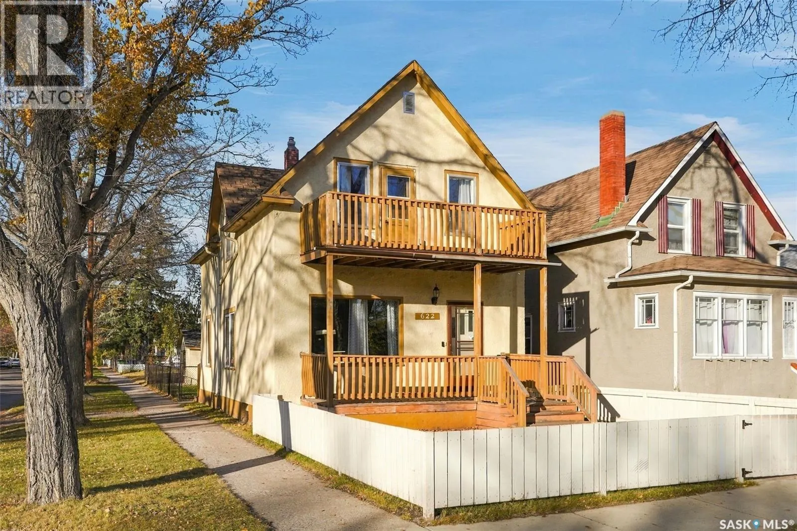 622 32nd STREET W
