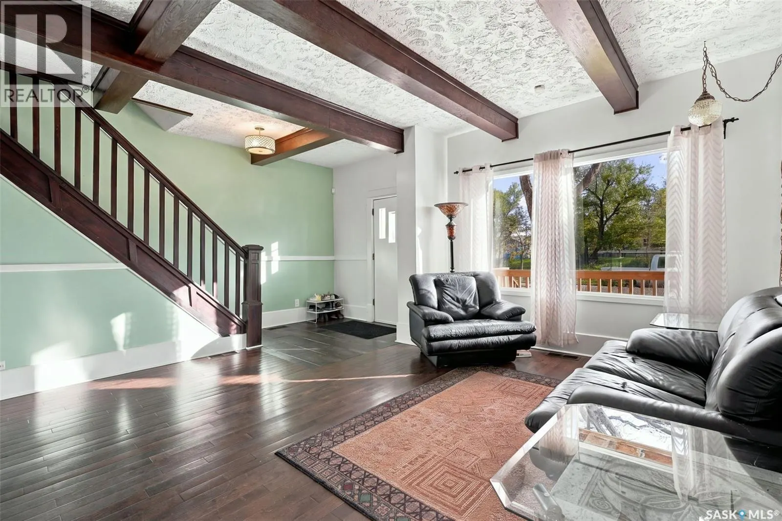 622 32nd STREET W