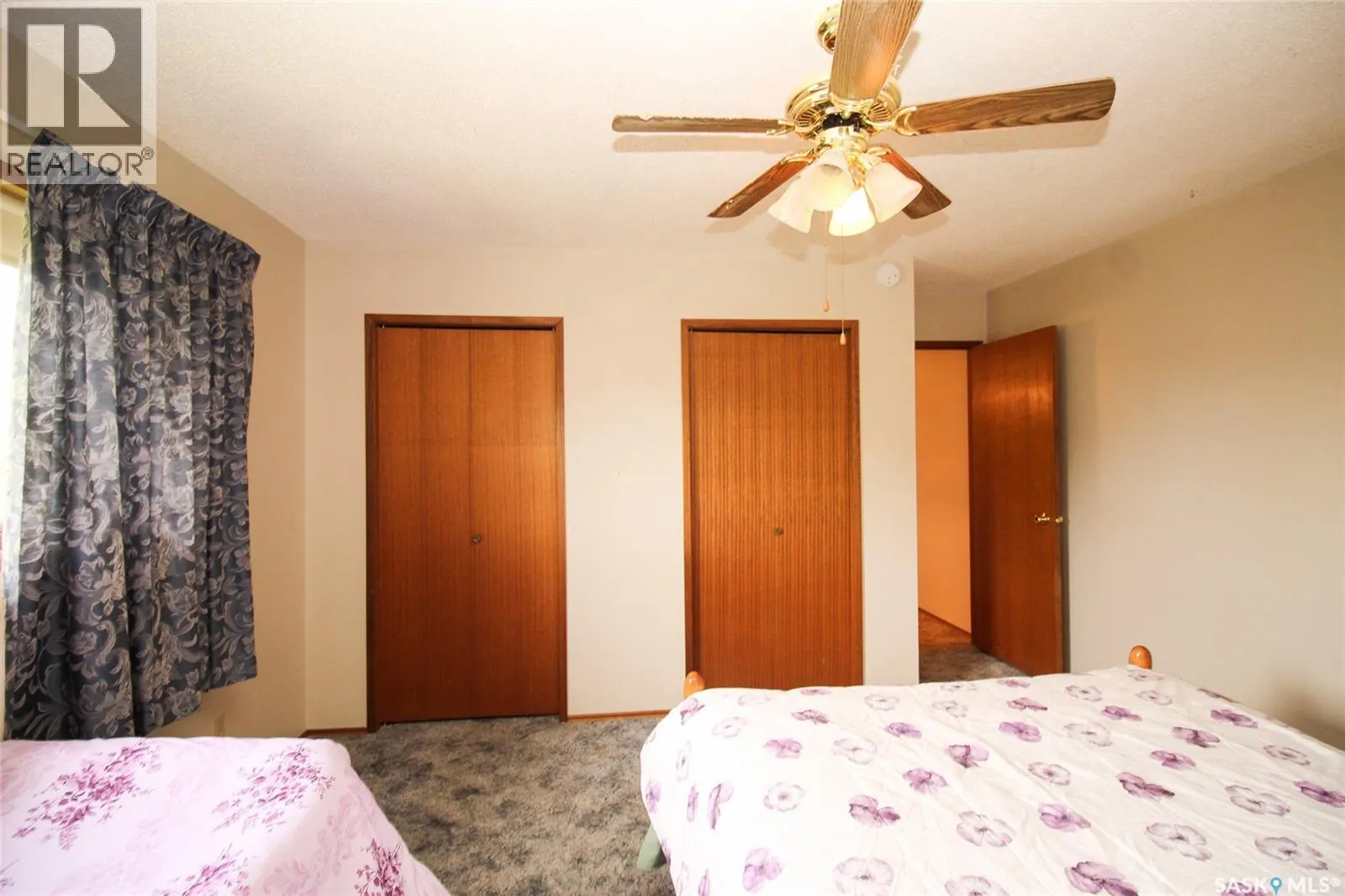 223 2nd STREET W
