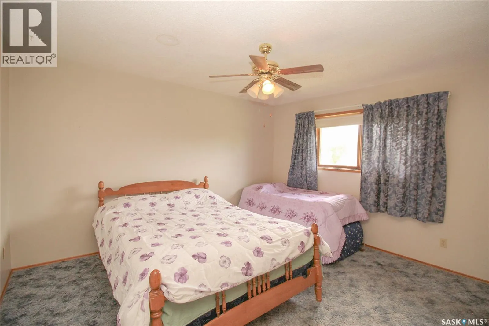223 2nd STREET W