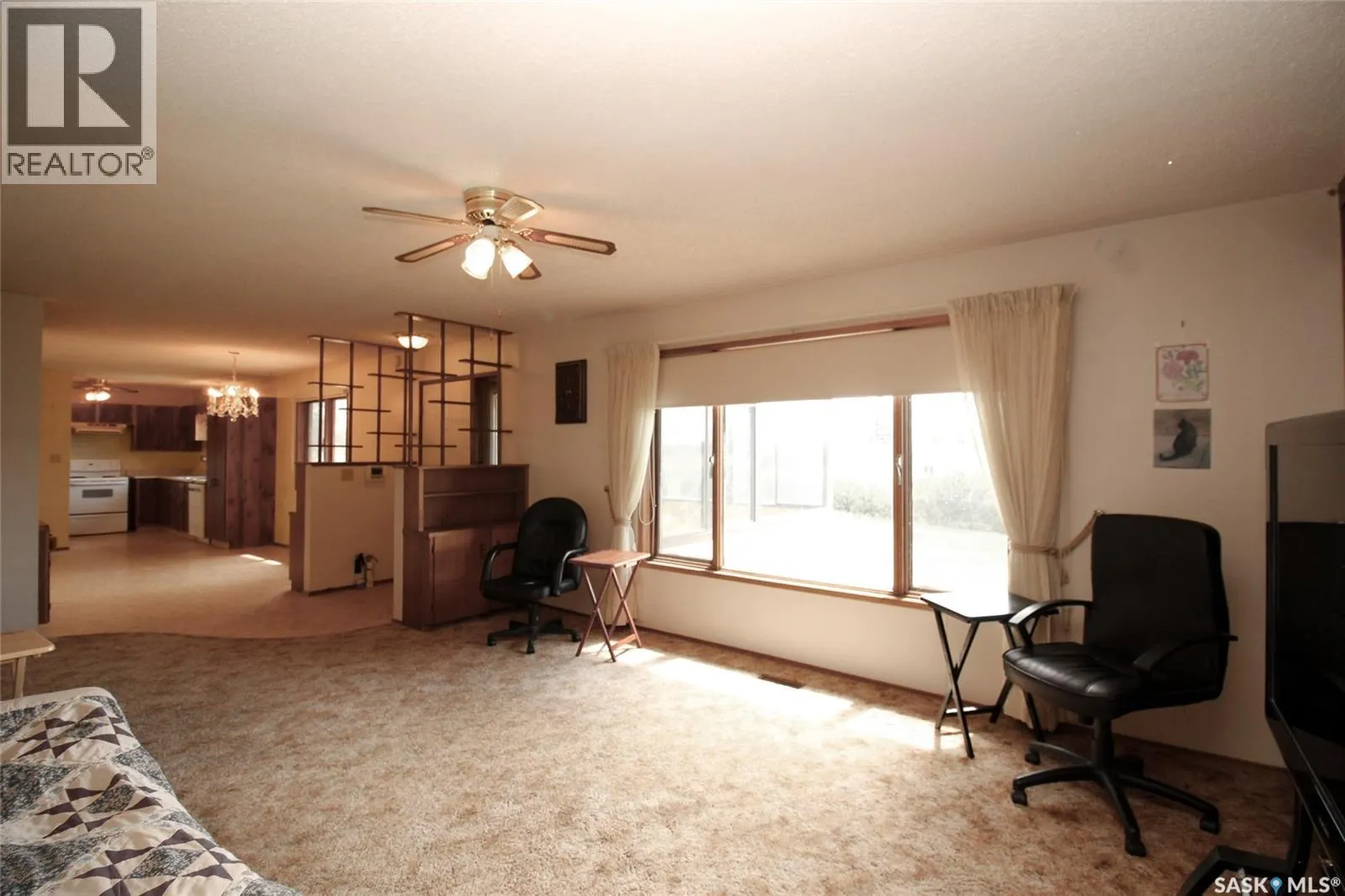 223 2nd STREET W